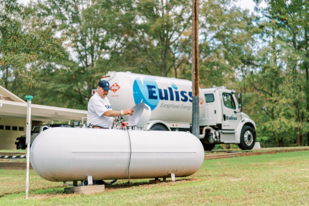 Euliss technician providing a propane refill to a home in North Carolina.