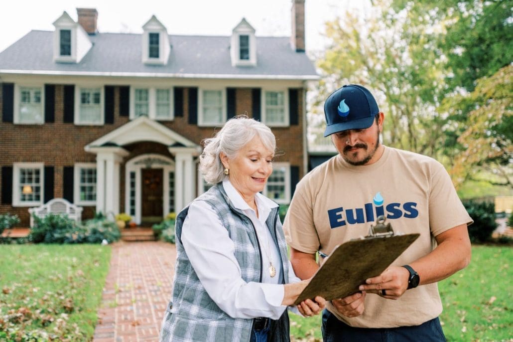 Euliss Propane technician assisting a Chapel Hill customer.